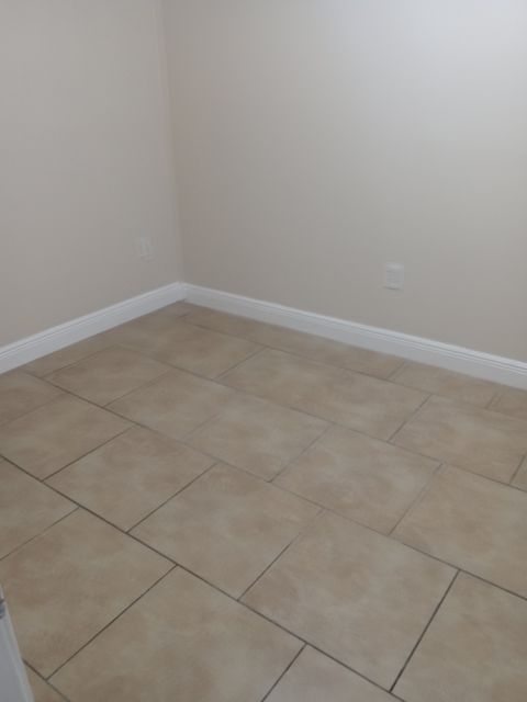 Private Room in 2Bed.1.5Bath