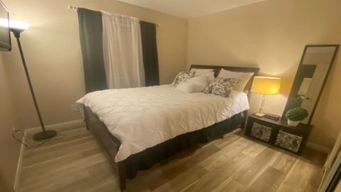 Private Room in 1Bed,1Bath Home