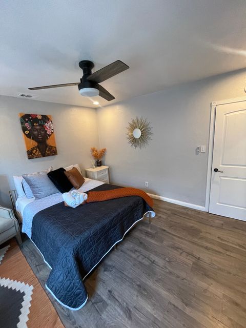 Private Room in 3Bed.2Bath