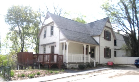 Private Room in 3Bed.1Bath