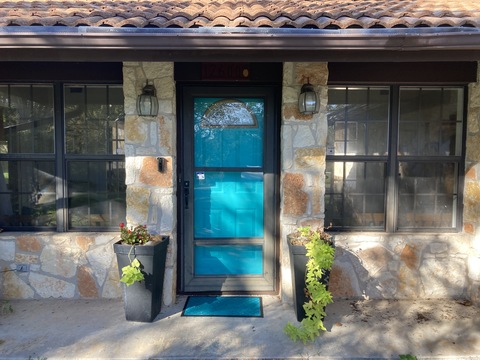 Entire Place 2Bed.1Bath