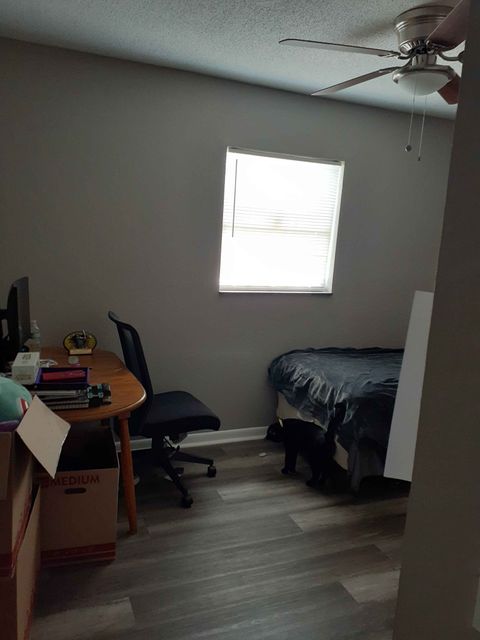 Private Room in 3Bed.2Bath