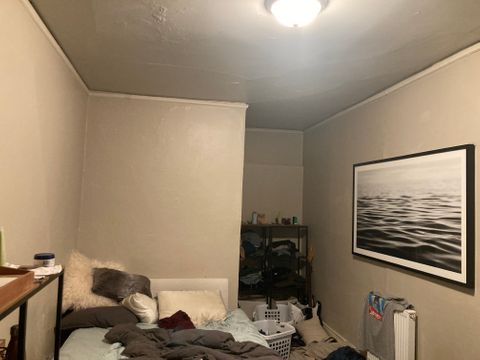 Private Room in 3Bed.1Bath