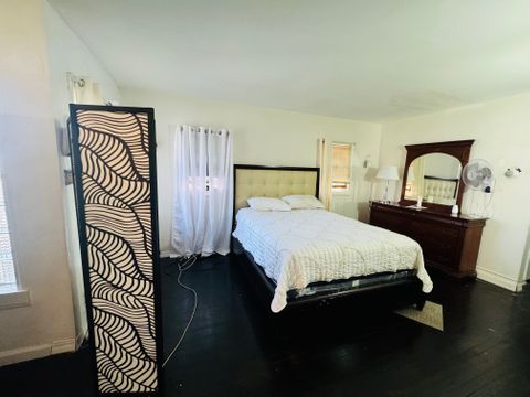 Entire Place 2Bed.1Bath