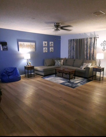 Private Room in 3Bed.2Bath