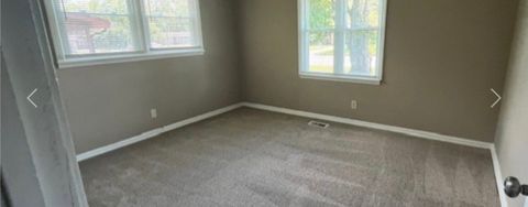 Private Room in 3Bed.1.5Bath