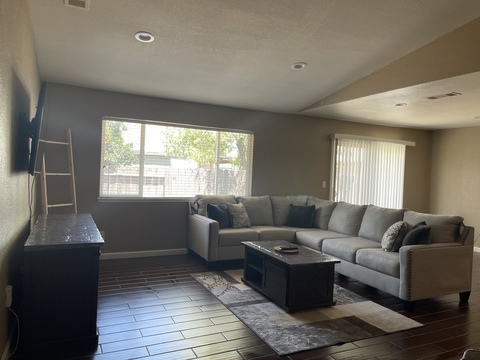 Entire Place 3Bed.2Bath