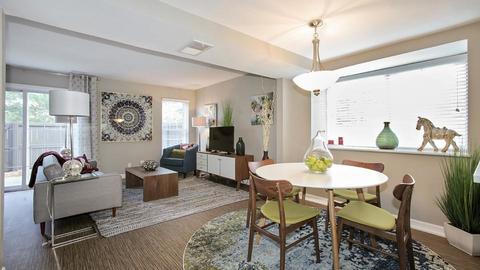 Private Room in 2Bed.2Bath