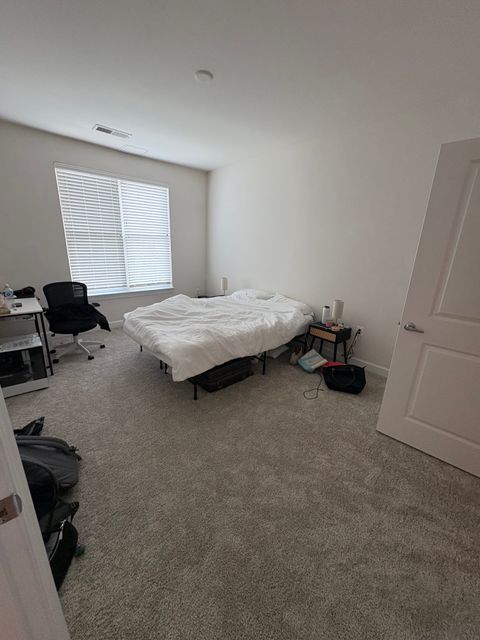 Private Room in 2Bed.2Bath