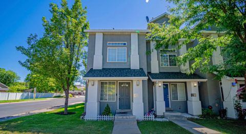 Entire Place 3Bed.1.5Bath