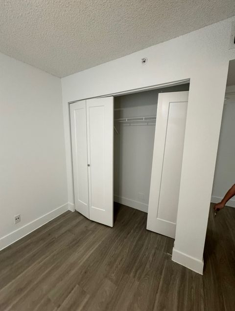 Private Room in 3Bed.2Bath