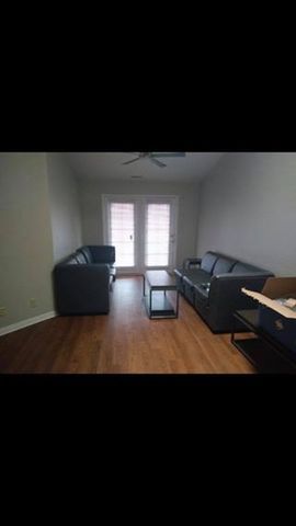 Summer Sublease at VillageWest
