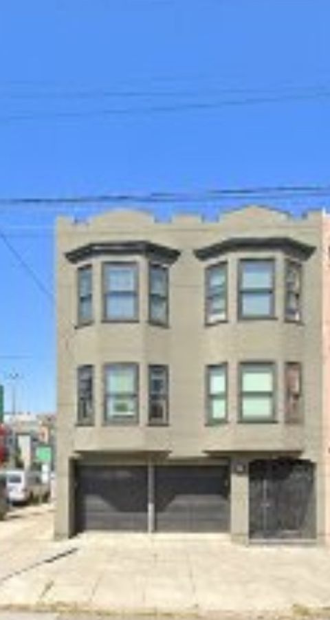 Private Room in 3Bed.1Bath