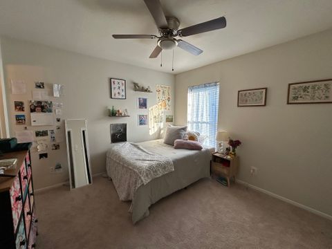 Private Room in 2Bed.2Bath