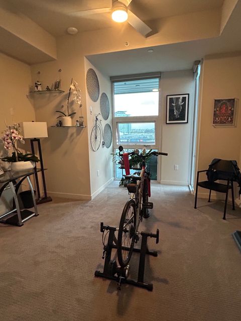Private Room in 2Bed.2Bath