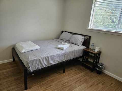 Private Room in 3Bed.2Bath