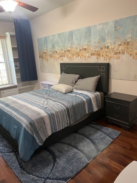 Room2Bed.2Bath