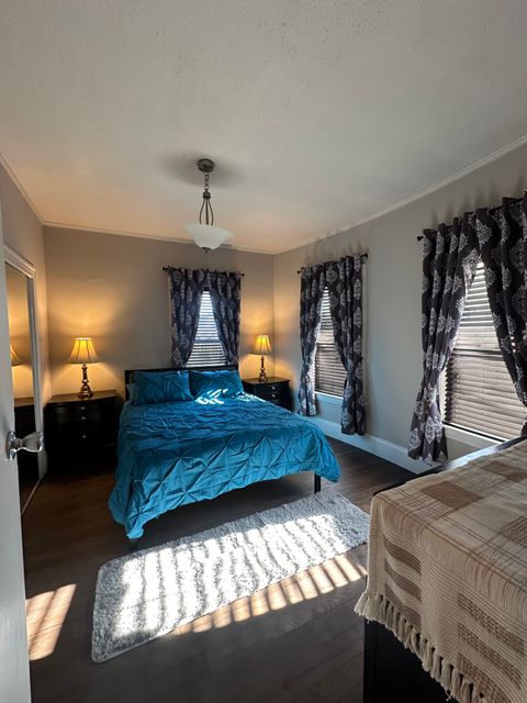 Private Room in 3Bed.1Bath