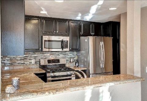 Private Room in 2Bed.2Bath