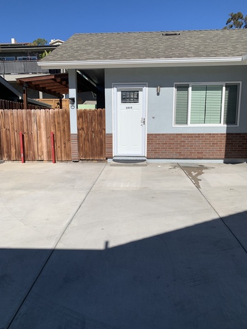 Entire Place Furnished 2Bed.1Bath
