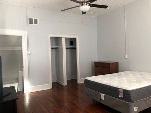 Entire Place 2Bed.1Bath
