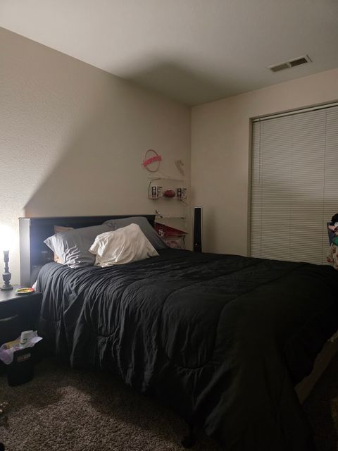 Private Room in 1Bed.1Bath