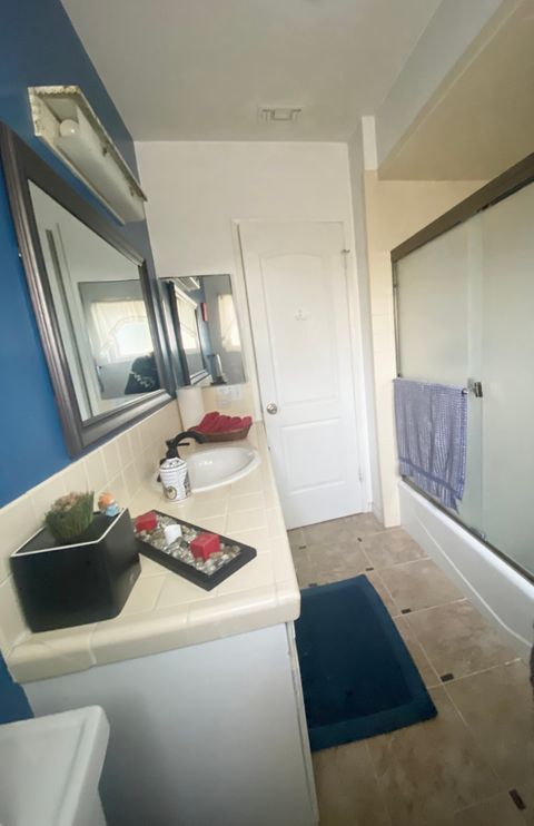 Private Room in 1Bed.1Bath