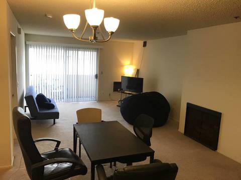 Private Room in 2Bed.2Bath