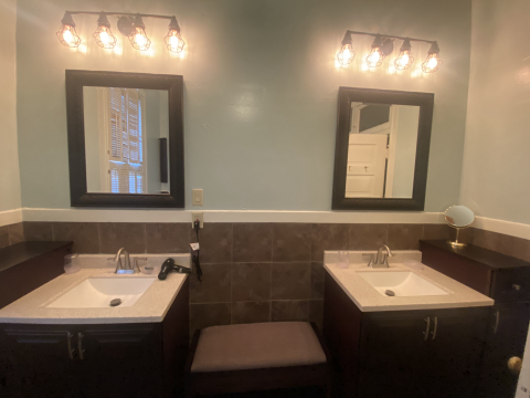 Entire Place 2Bed.1Bath