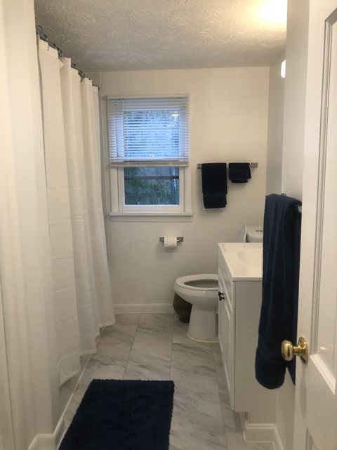 Private Room in 3Bed.1.5Bath