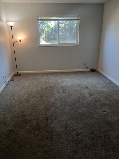 Private Room in 2Bed.1Bath
