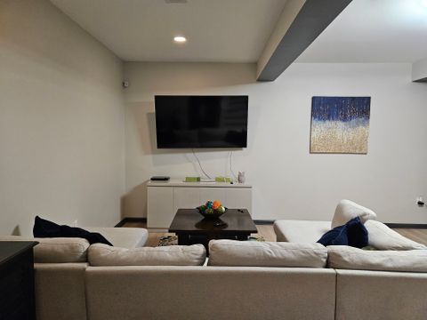 Private Room in 1Bed.1Bath