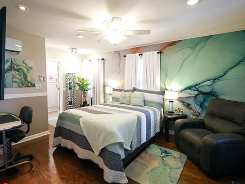 Entire Place 1Bed.1.5Bath