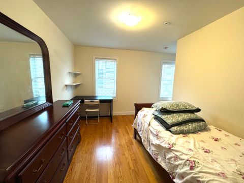 Private Room in 3Bed.2.5Bath