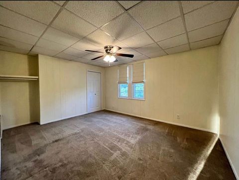 Private Room in 3Bed.1Bath