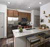Private Room in 3Bed.3Bath
