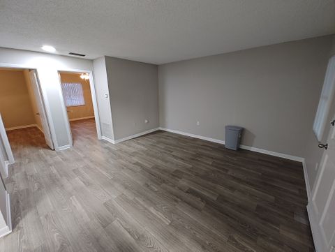Private Room in 2Bed.1Bath