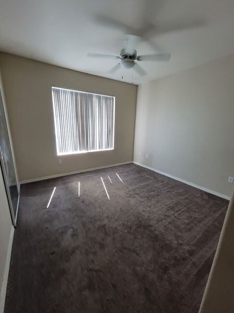 Private Room in 3Bed.2Bath