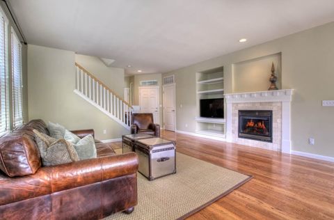 Entire Place 3Bed/2.5Bath