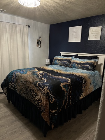 Private Room in 1Bed.1Bath