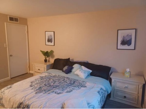 Private Room in 2Bed.2Bath