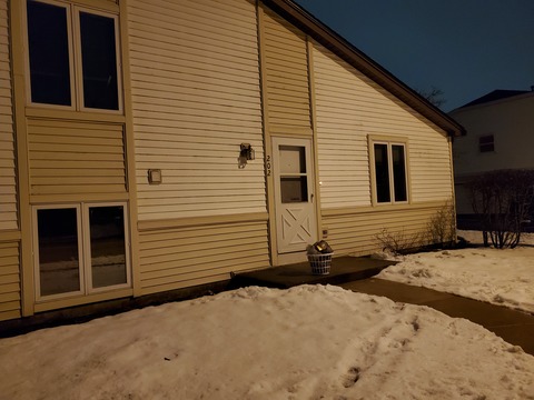 Two rooms for rent in a Townhouse.