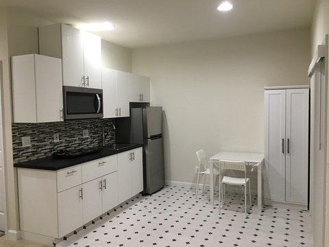Private Room in 1Bed.1Bath