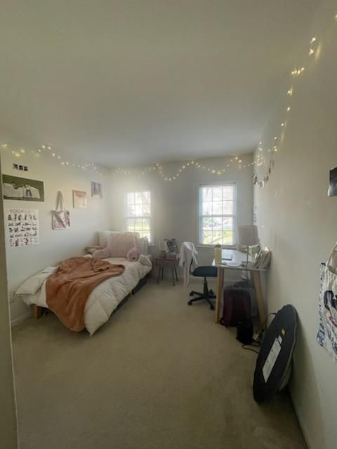 Private Room in 3Bed.2.5Bath