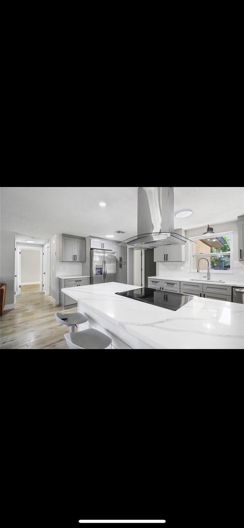 Private Room in 3Bed.2Bath
