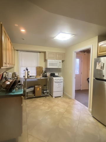 Private Room in 1Bed.1Bath