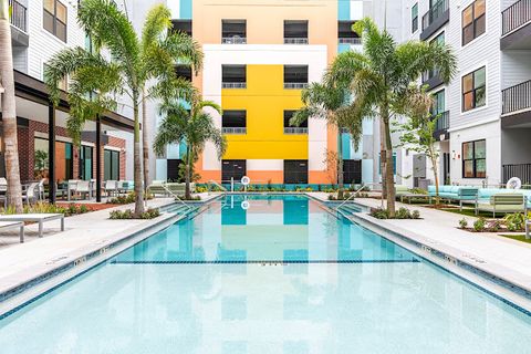 Shared Room in 2Bed.2Bath