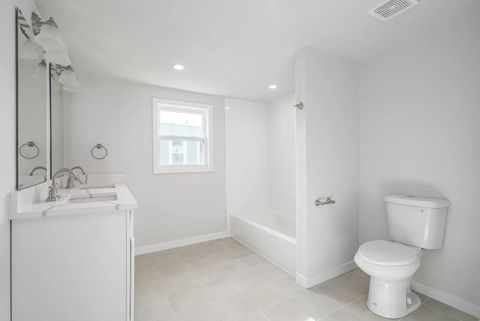 Entire Place 2Bed.1Bath