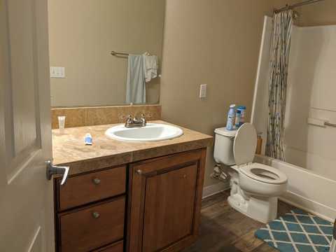 HillsboroPrivate Room in 2Bed.2Bath