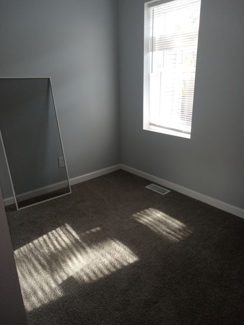 Private Room in 2Bed.1.5Bath